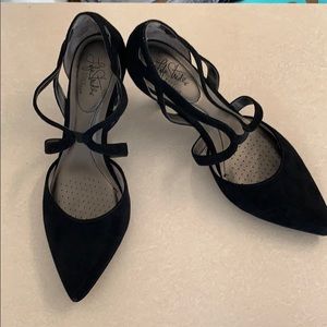 Life Stride Black Suede Heels
